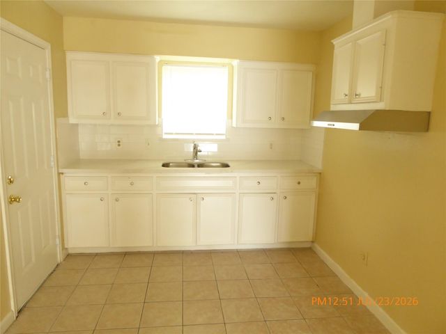 5520 Cavalcade Street 14, Houston, TX 77026