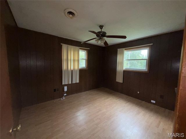 207 Sunset Road, Dixon, MO 65459