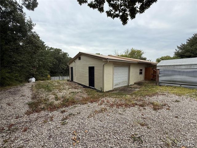 207 Sunset Road, Dixon, MO 65459