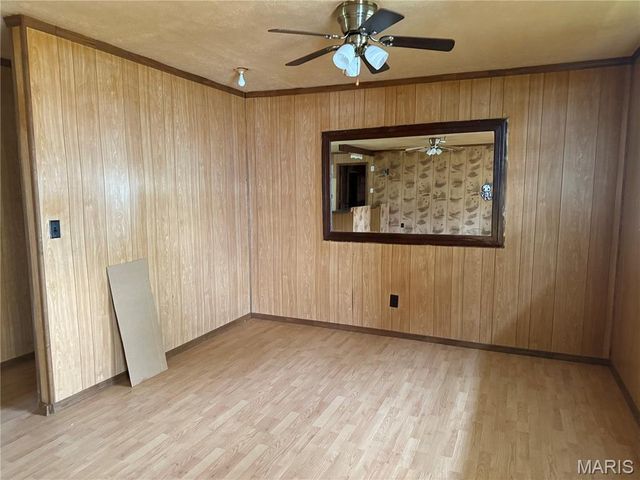 207 Sunset Road, Dixon, MO 65459