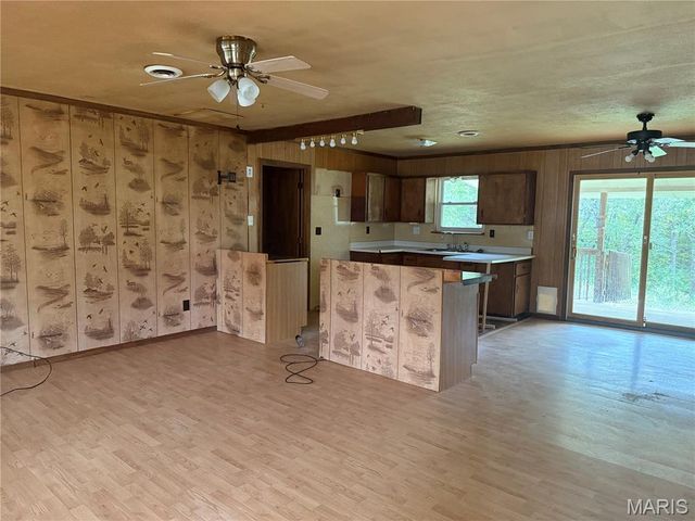 207 Sunset Road, Dixon, MO 65459