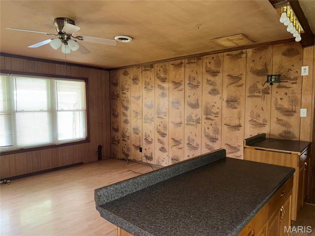 207 Sunset Road, Dixon, MO 65459