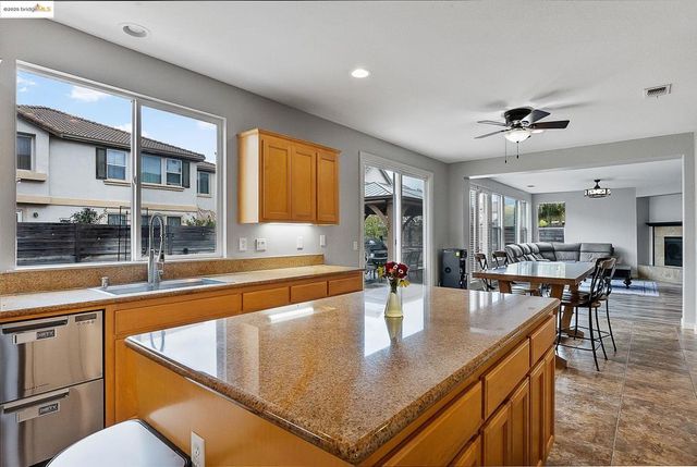 6851 New Melones Cir, Discovery Bay, CA 94505