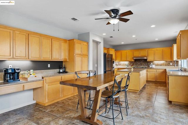 6851 New Melones Cir, Discovery Bay, CA 94505