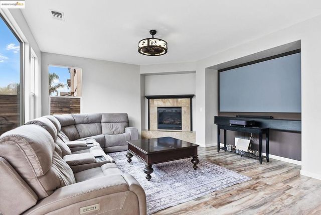 6851 New Melones Cir, Discovery Bay, CA 94505