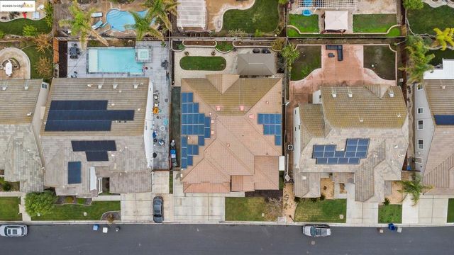 6851 New Melones Cir, Discovery Bay, CA 94505