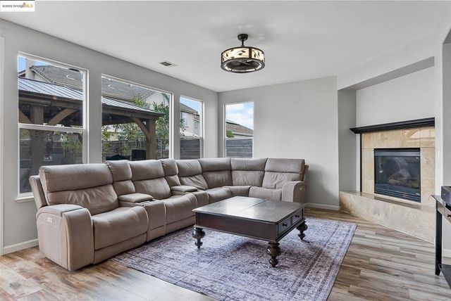 6851 New Melones Cir, Discovery Bay, CA 94505