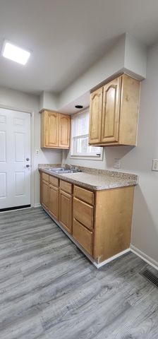 720 Calder Avenue, Ypsilanti Twp, MI 48198