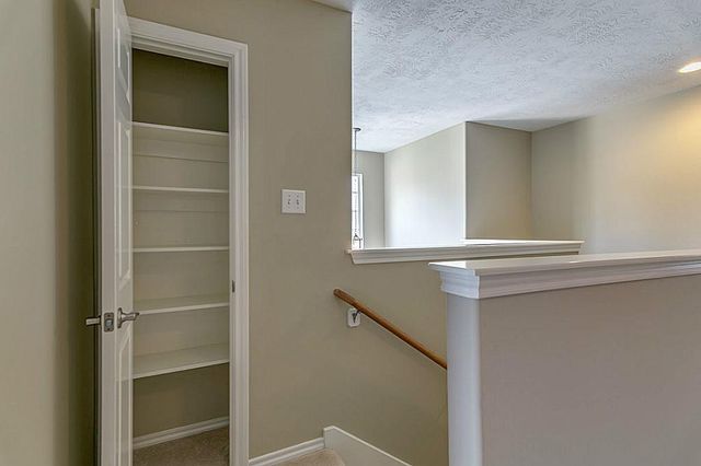 19 Wickerdale Place, The Woodlands, TX 77382