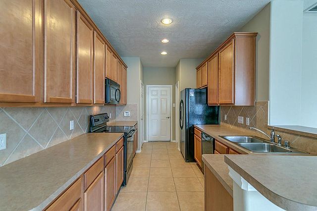 19 Wickerdale Place, The Woodlands, TX 77382