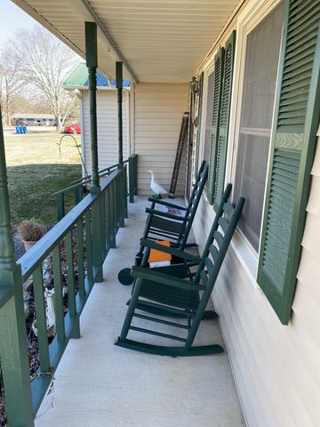 1306 McMahan St, Manchester, TN 37355