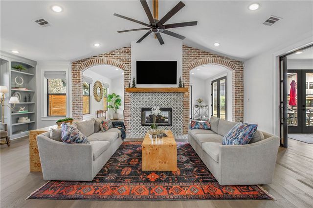 315 Suffolk Avenue, College Station, TX 77840