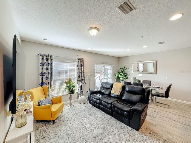 381 SMUGGLERS WAY, Apopka, FL 32712