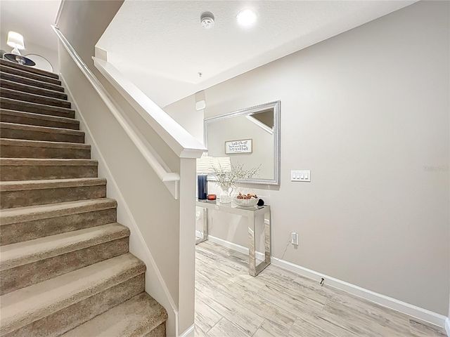 381 SMUGGLERS WAY, Apopka, FL 32712