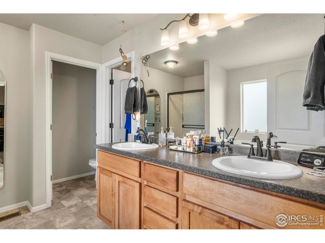 10420 17th St, Greeley, CO 80634