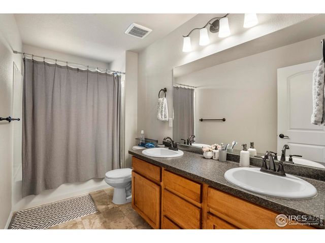 10420 17th St, Greeley, CO 80634