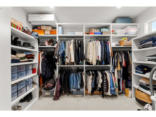 529 Ne PROVINCE Dr, Camas, WA 98607