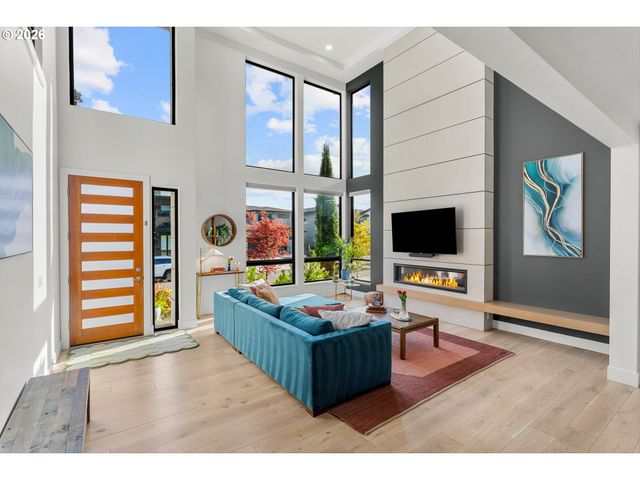 529 Ne PROVINCE Dr, Camas, WA 98607