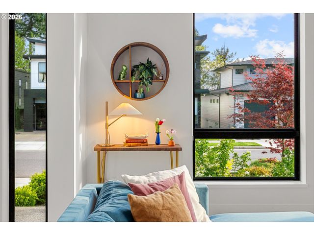 529 Ne PROVINCE Dr, Camas, WA 98607