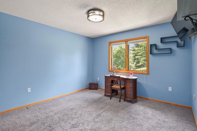 600 Kipp, Jordan, MN 55352