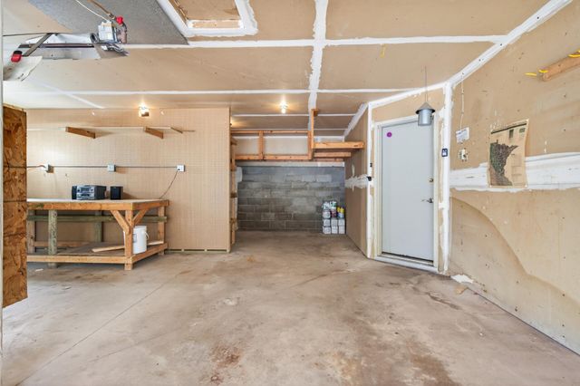 600 Kipp, Jordan, MN 55352