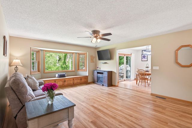 600 Kipp, Jordan, MN 55352