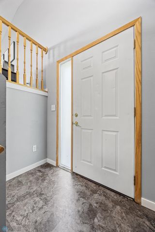 1030 Oak Place, West Fargo, ND 58078