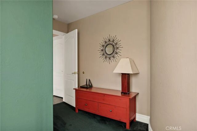 1055 Meadowbrook Drive, Lake Arrowhead, CA 92352