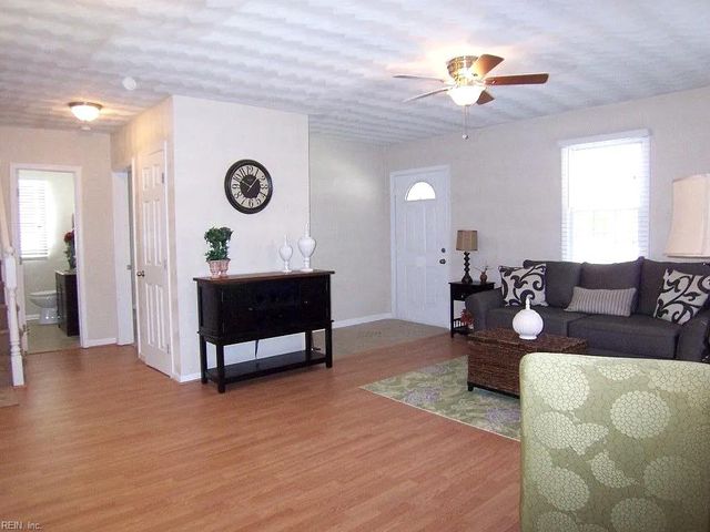 3710 Pamlico CIR, Norfolk, VA 23513