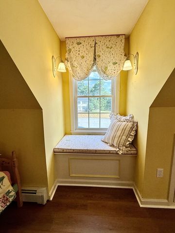 21 Winsor Dr., North Attleboro, MA 02760