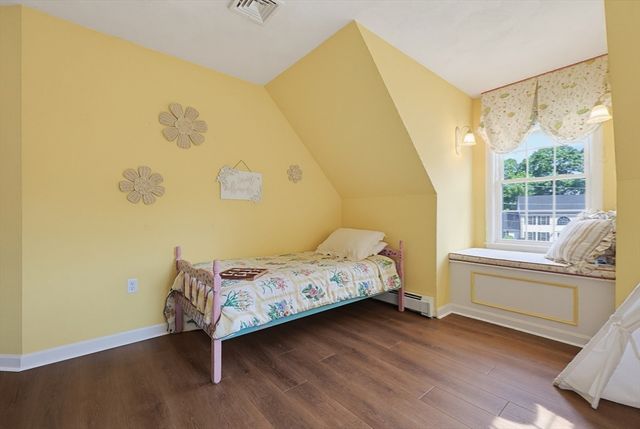 21 Winsor Dr., North Attleboro, MA 02760
