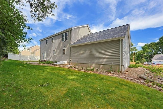 21 Winsor Dr., North Attleboro, MA 02760