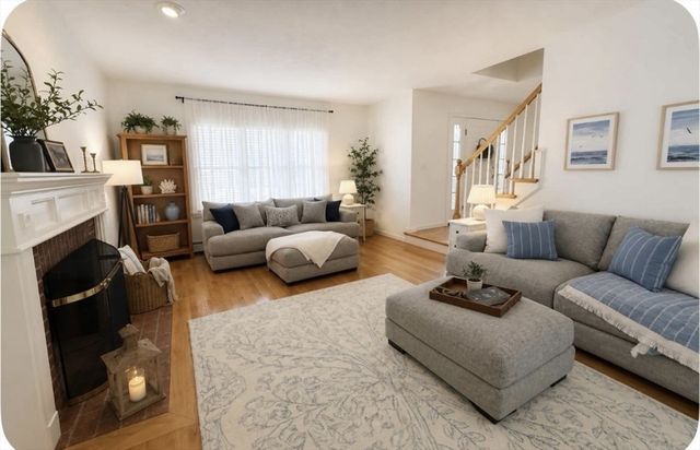 21 Winsor Dr., North Attleboro, MA 02760