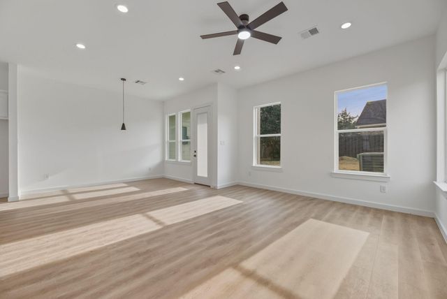 115 Capetown Lane, Conroe, TX 77356