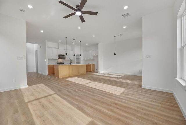 115 Capetown Lane, Conroe, TX 77356