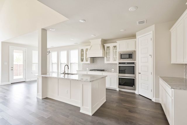 2706 Grainger Drive, Mansfield, TX 76063