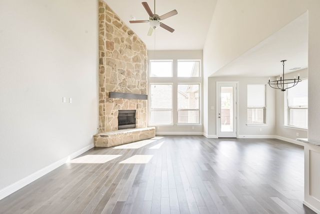 2706 Grainger Drive, Mansfield, TX 76063