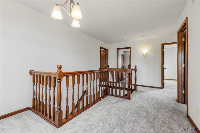 44 Southpoint Drive, Lancaster, NY 14086