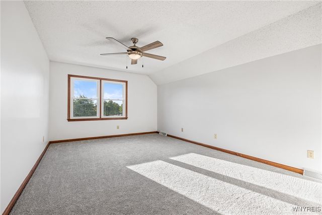 44 Southpoint Drive, Lancaster, NY 14086