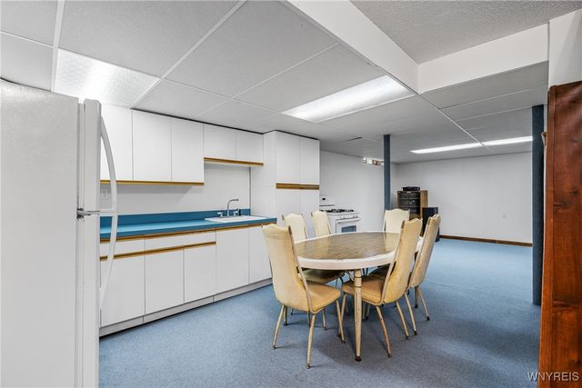 44 Southpoint Drive, Lancaster, NY 14086