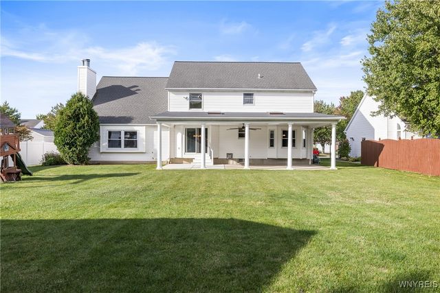 44 Southpoint Drive, Lancaster, NY 14086