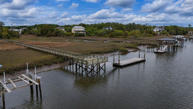 1121 Beresford Run, Charleston, SC 29492