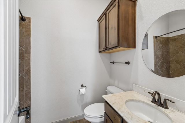 903 Asbury Street, Houston, TX 77007