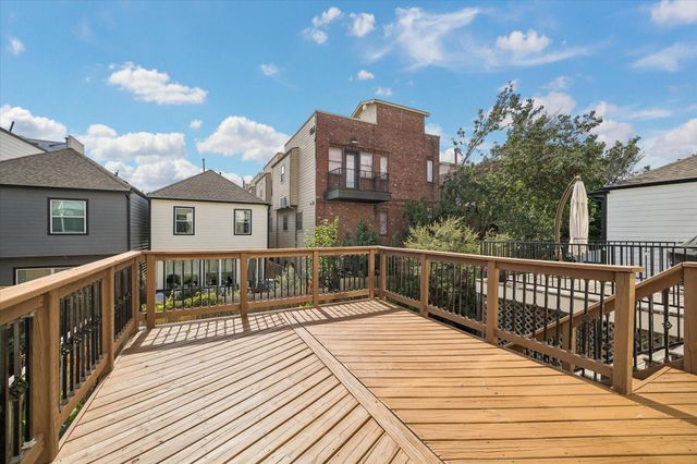 903 Asbury Street, Houston, TX 77007