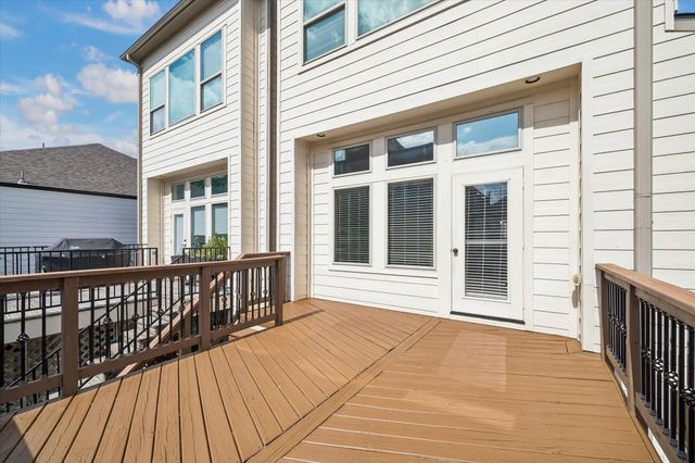 903 Asbury Street, Houston, TX 77007