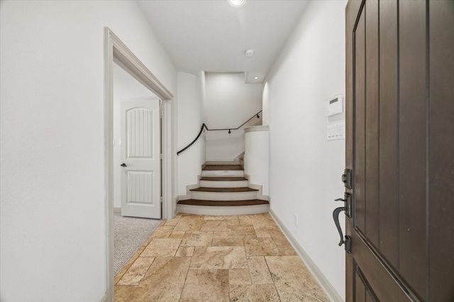 903 Asbury Street, Houston, TX 77007