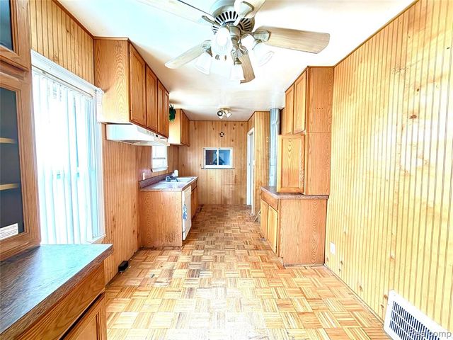 12674 Mettetal Street, Detroit, MI 48227