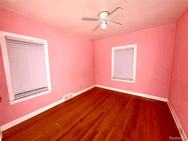12674 Mettetal Street, Detroit, MI 48227