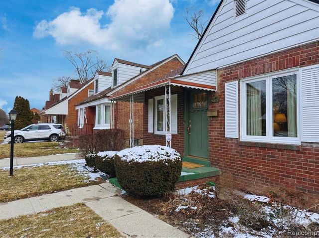 12674 Mettetal Street, Detroit, MI 48227