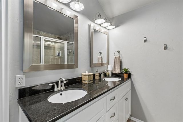 233 Bell Tolls Terrace, Edmond, OK 73034